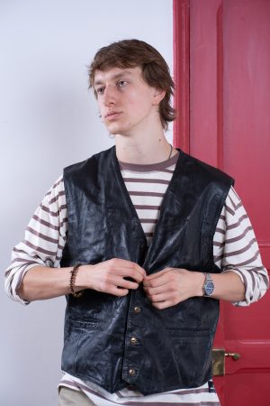 Vest De Cuero Negra